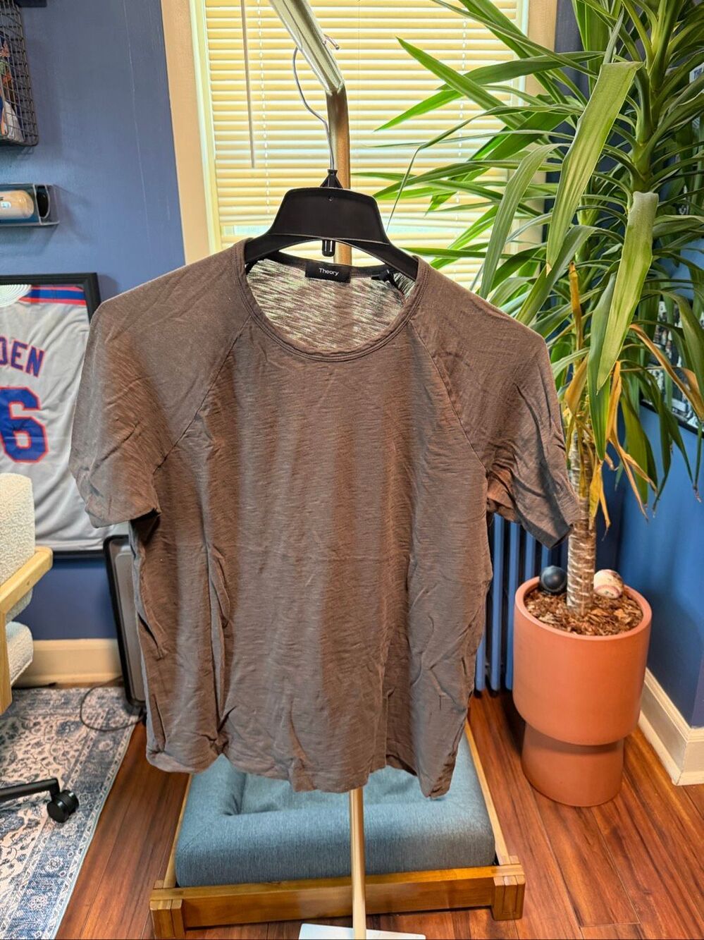 Theory Men’s T-Shirt – Charcoal Gray – Size Large